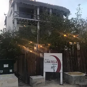 4* Hotel Luna Roja